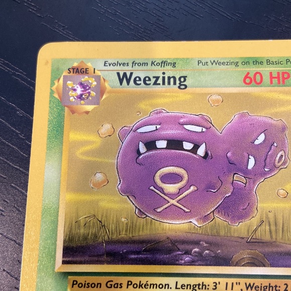 Weezing 45/62 Fossil Pokémon Card 1999 - Picture 4 of 7